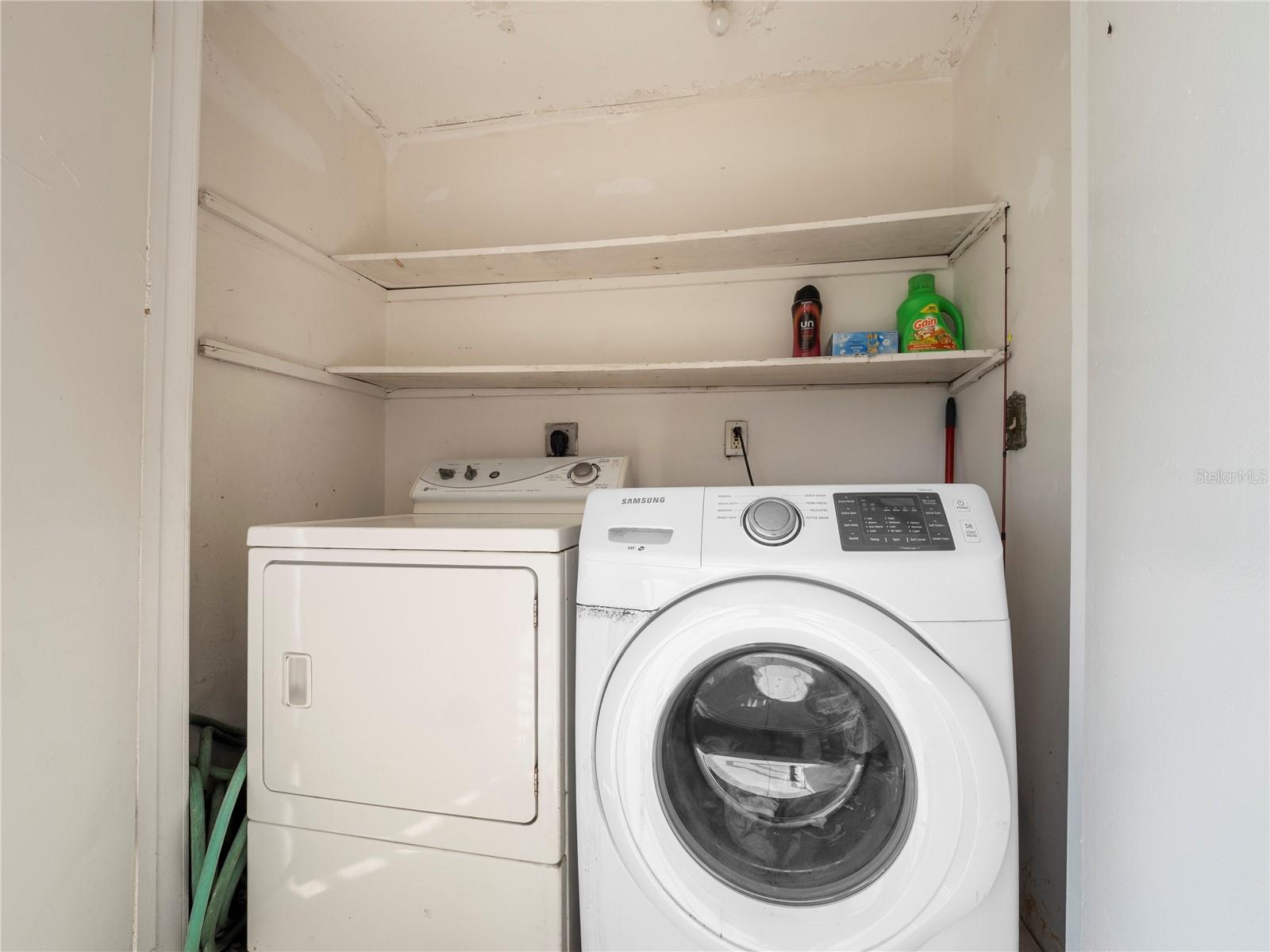 4036 CORTEZ DR #D — photo 31