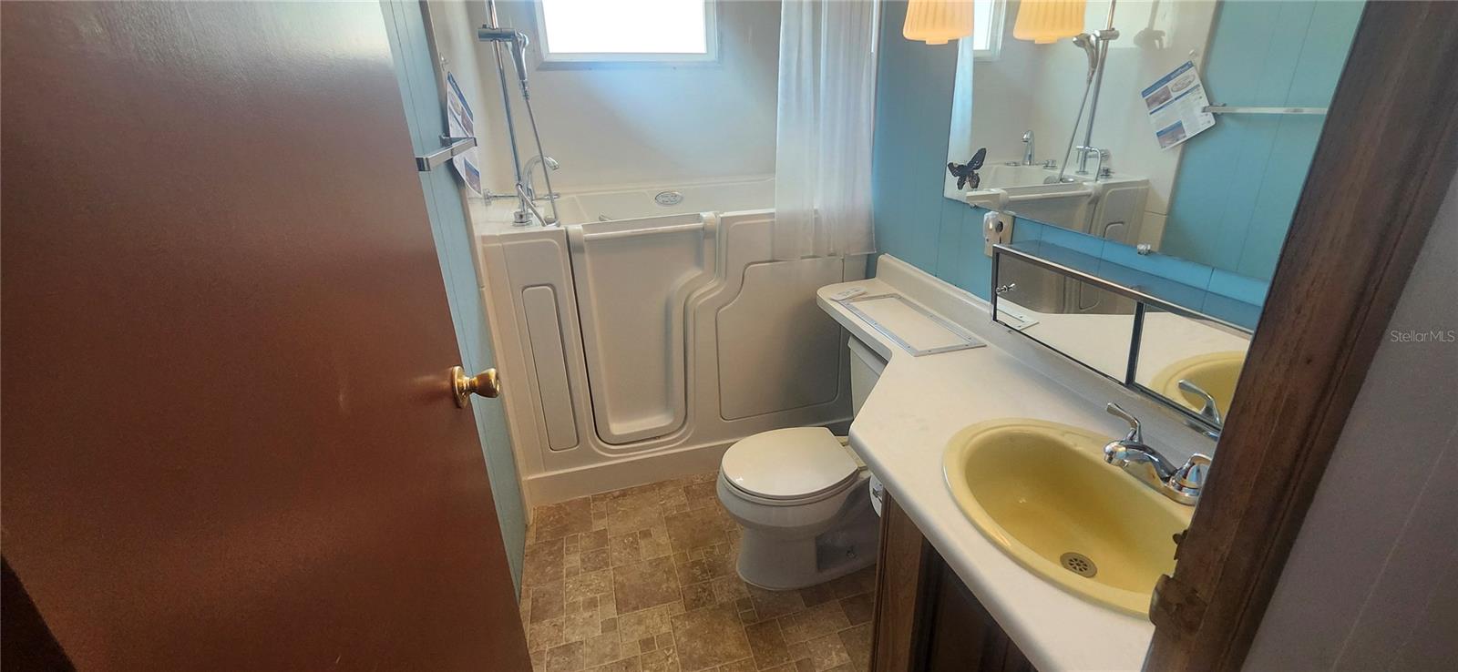 3229 TIKI DR — photo 8