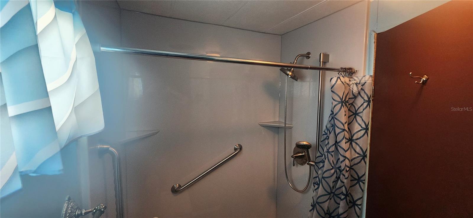 3229 TIKI DR — photo 23