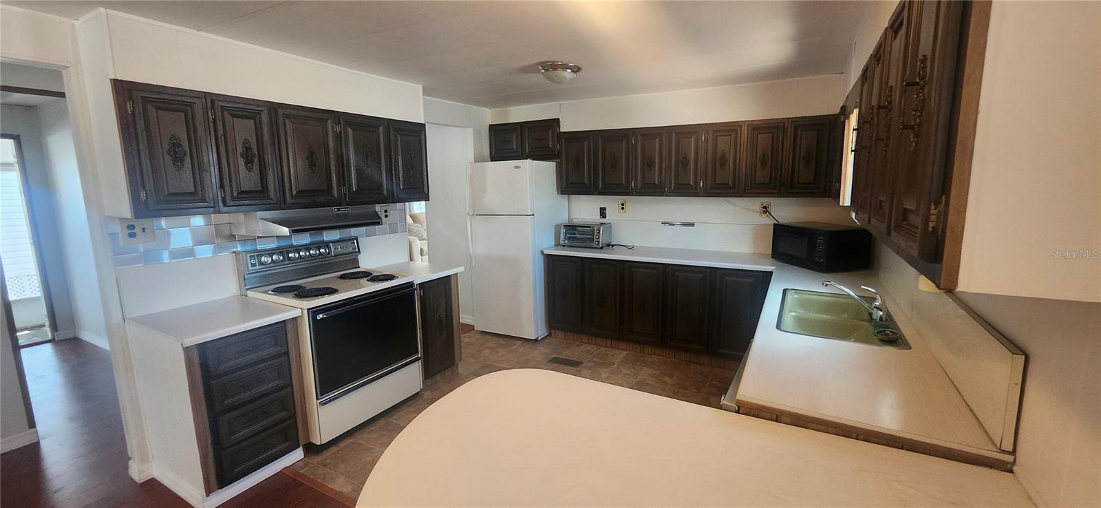 3229 TIKI DR — photo 27