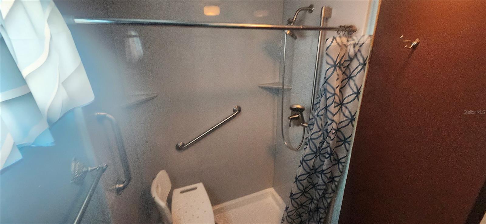 3229 TIKI DR — photo 15