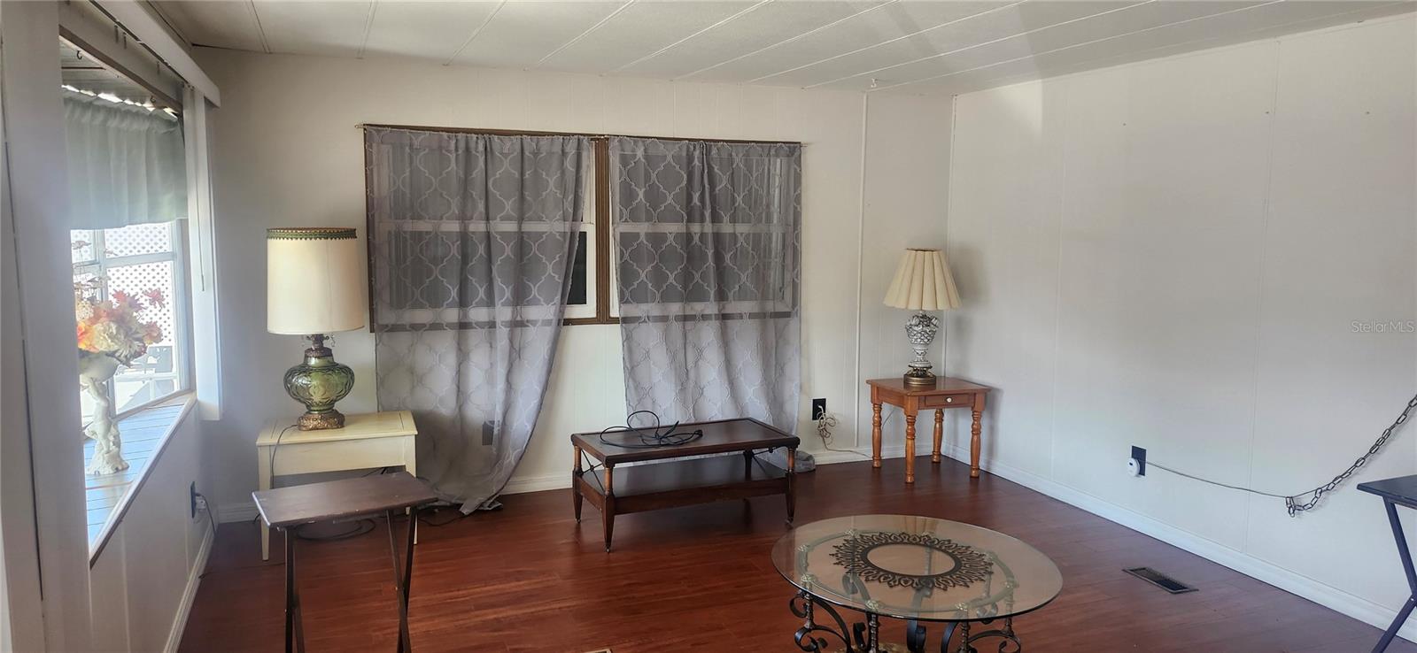 3229 TIKI DR — photo 18