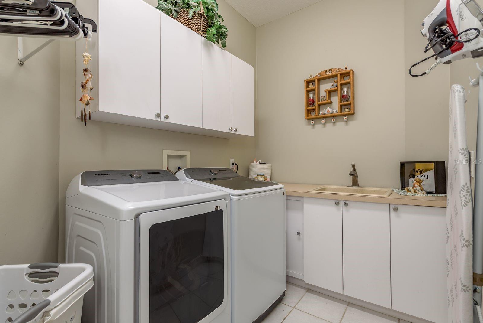 6207 CLAIRE DE LUNE CT — photo 46