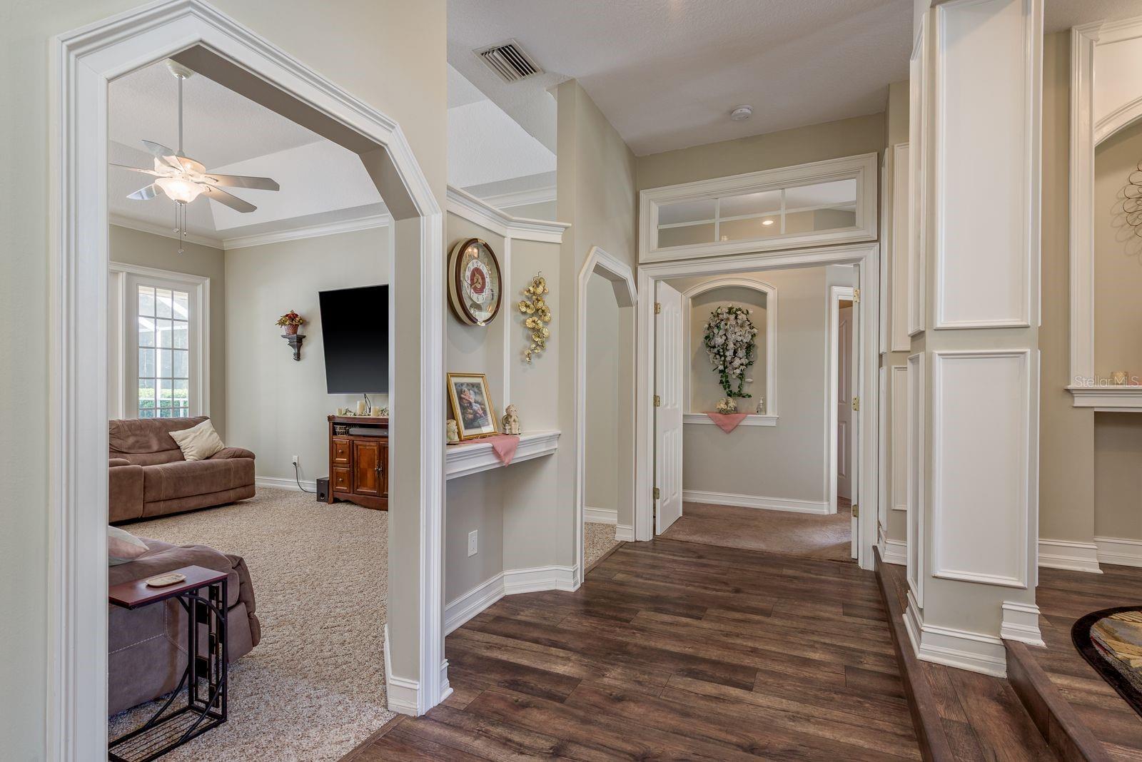 6207 CLAIRE DE LUNE CT — photo 10