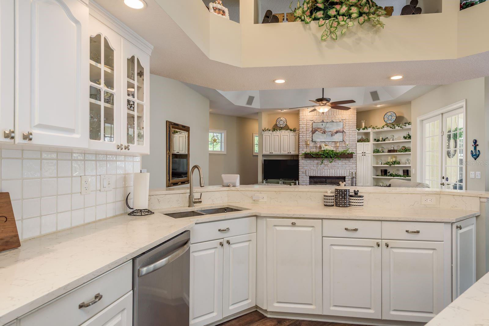 6207 CLAIRE DE LUNE CT — photo 26