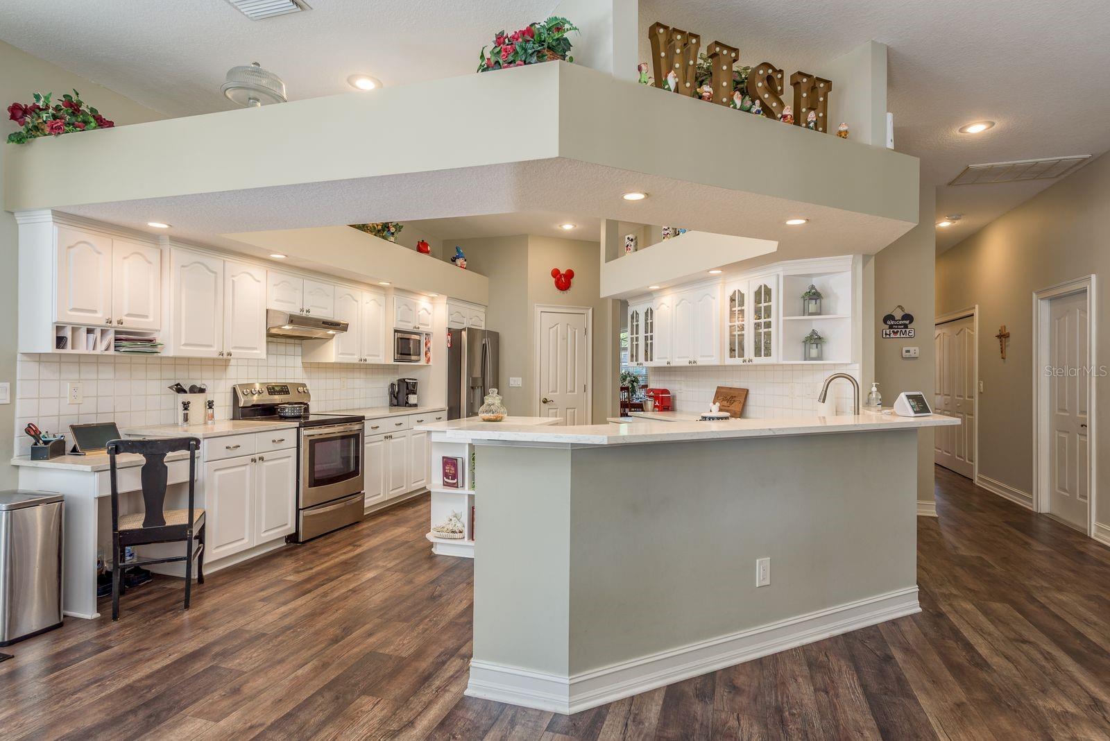 6207 CLAIRE DE LUNE CT — photo 22
