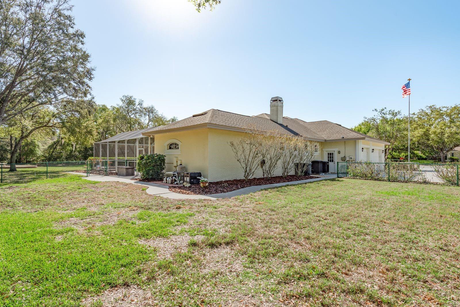 6207 CLAIRE DE LUNE CT — photo 58