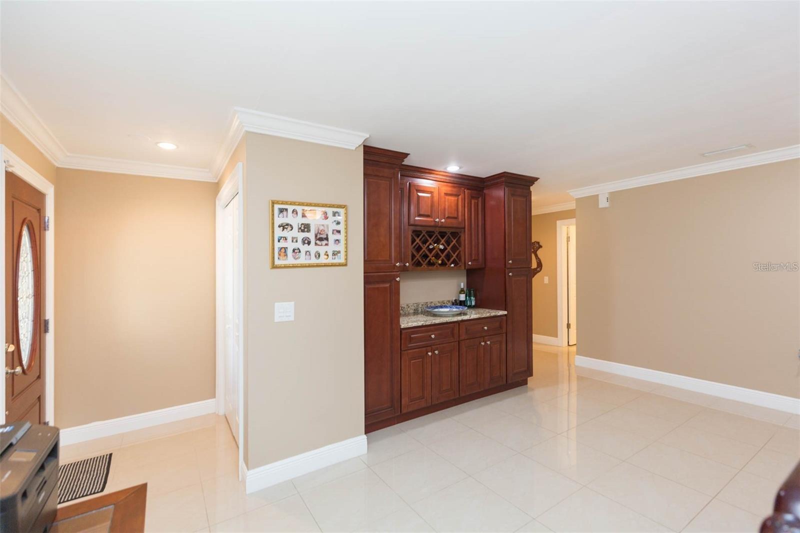 6512 MANILA PALM WAY — photo 9