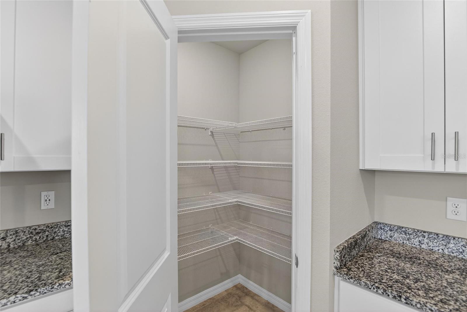 2710 SCARLET BAY PL — photo 21