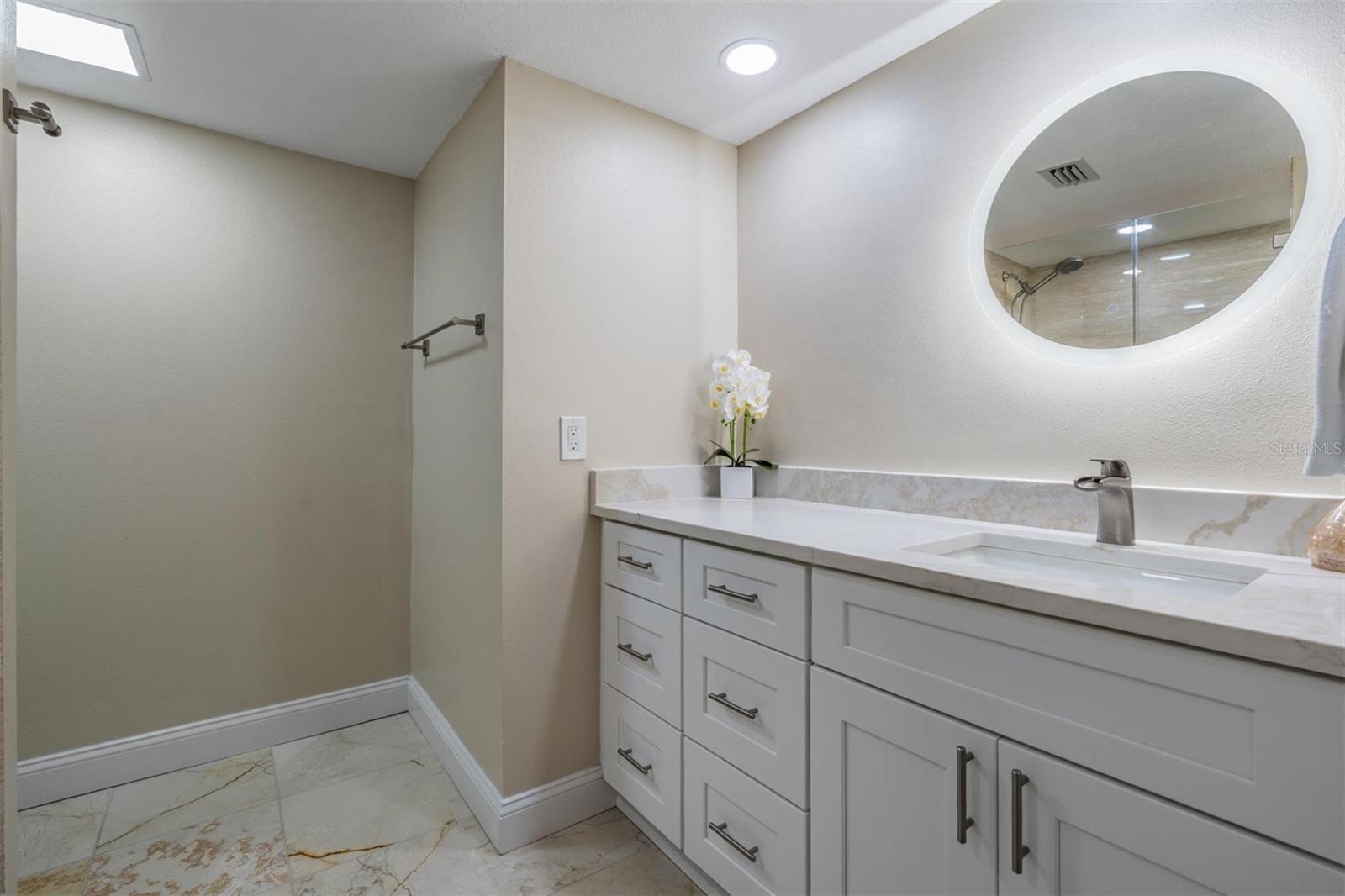1400 GULF BLVD #109 — photo 30