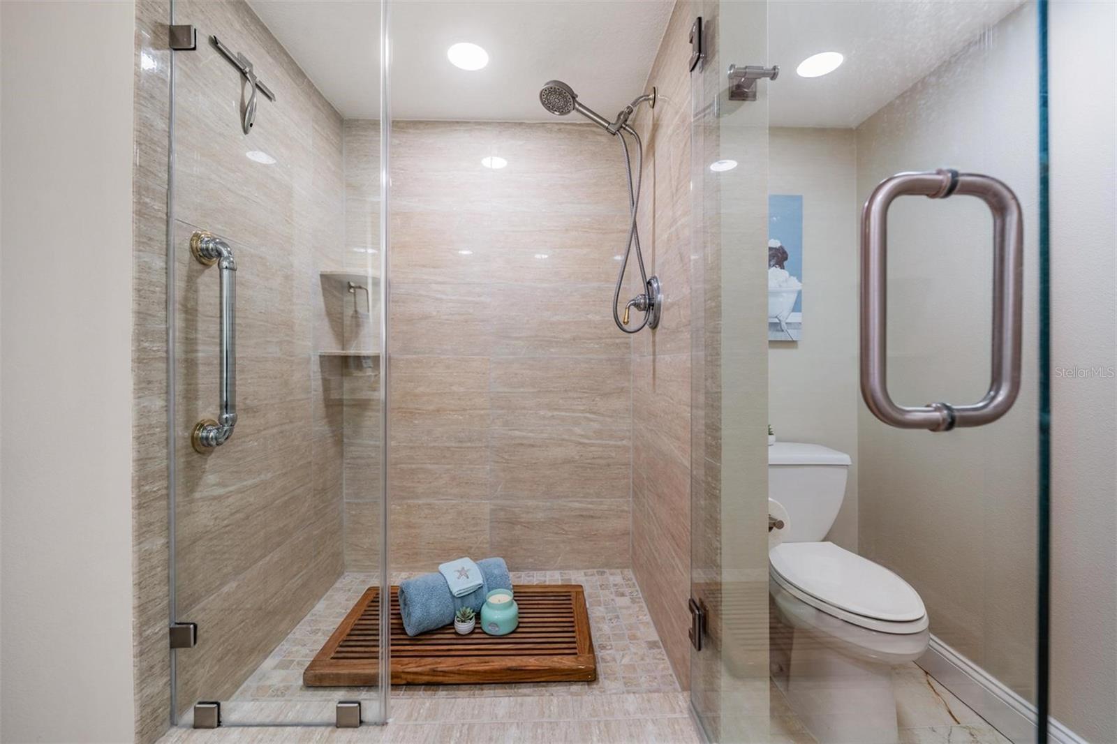 1400 GULF BLVD #109 — photo 32