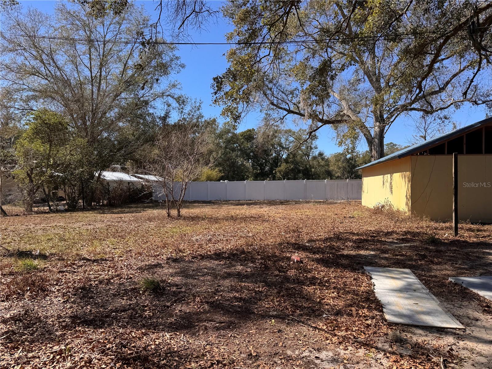 7647 SHANNON LN — photo 27