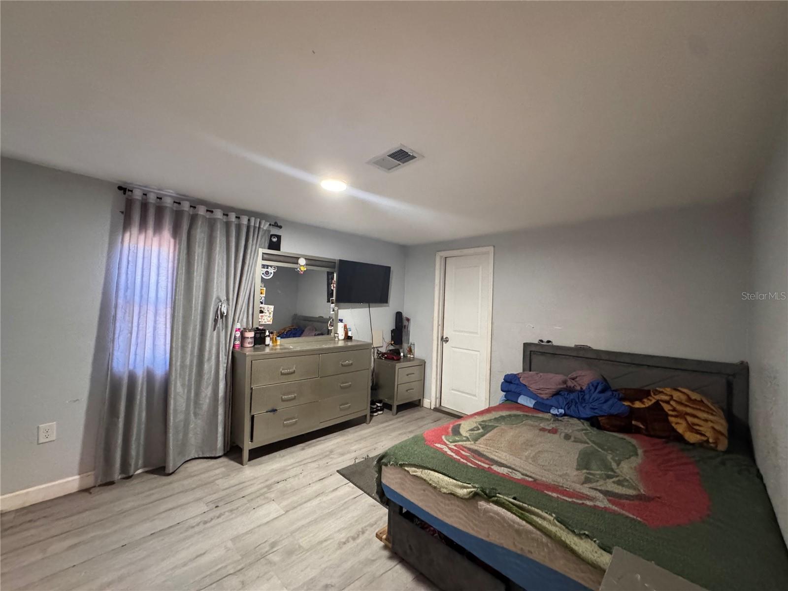 7647 SHANNON LN — photo 8