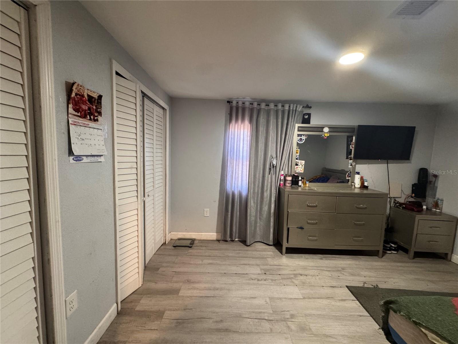 7647 SHANNON LN — photo 10