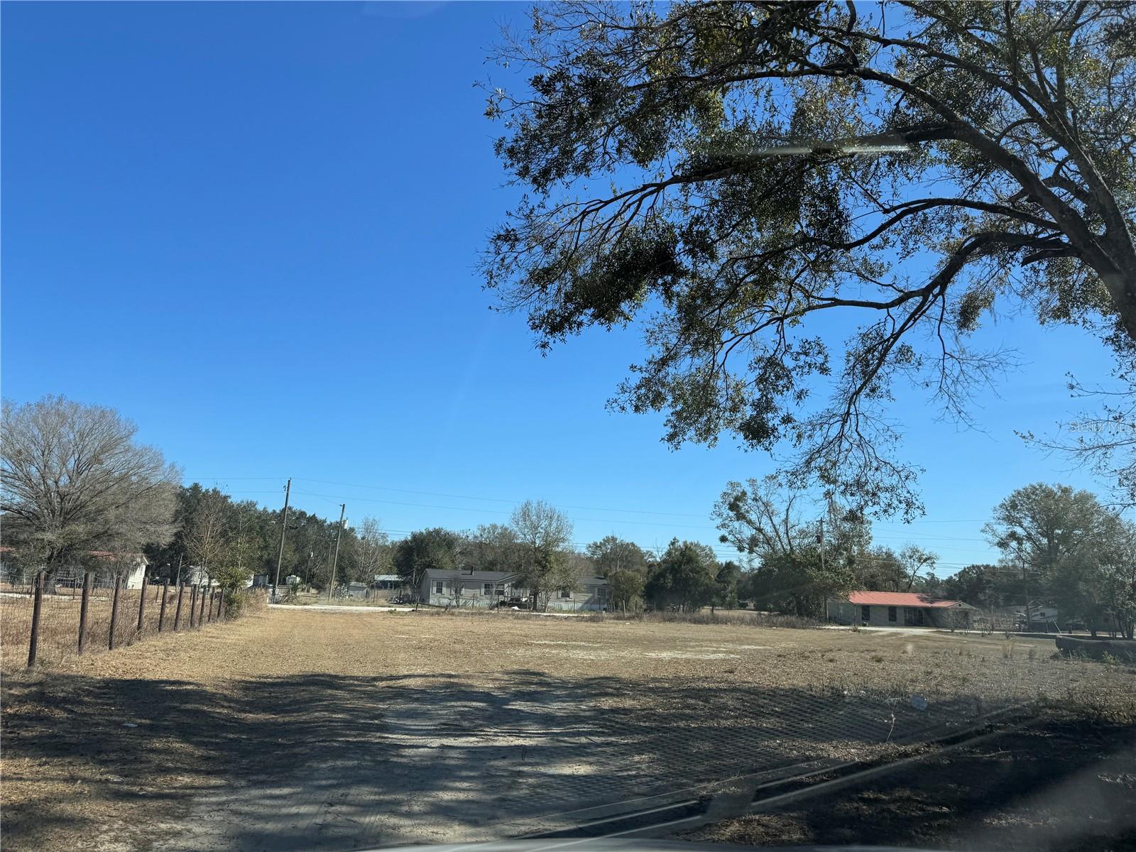 7647 SHANNON LN — photo 13