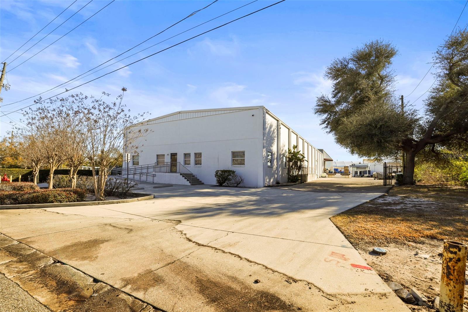 1555 SUNSHINE DR — photo 32