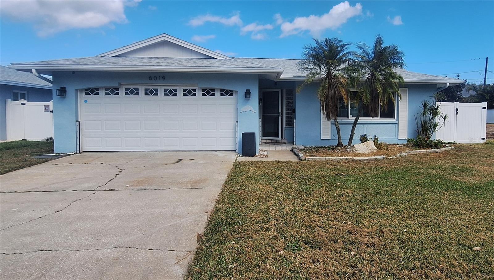 6019 VENETIAN BLVD NE — photo 2
