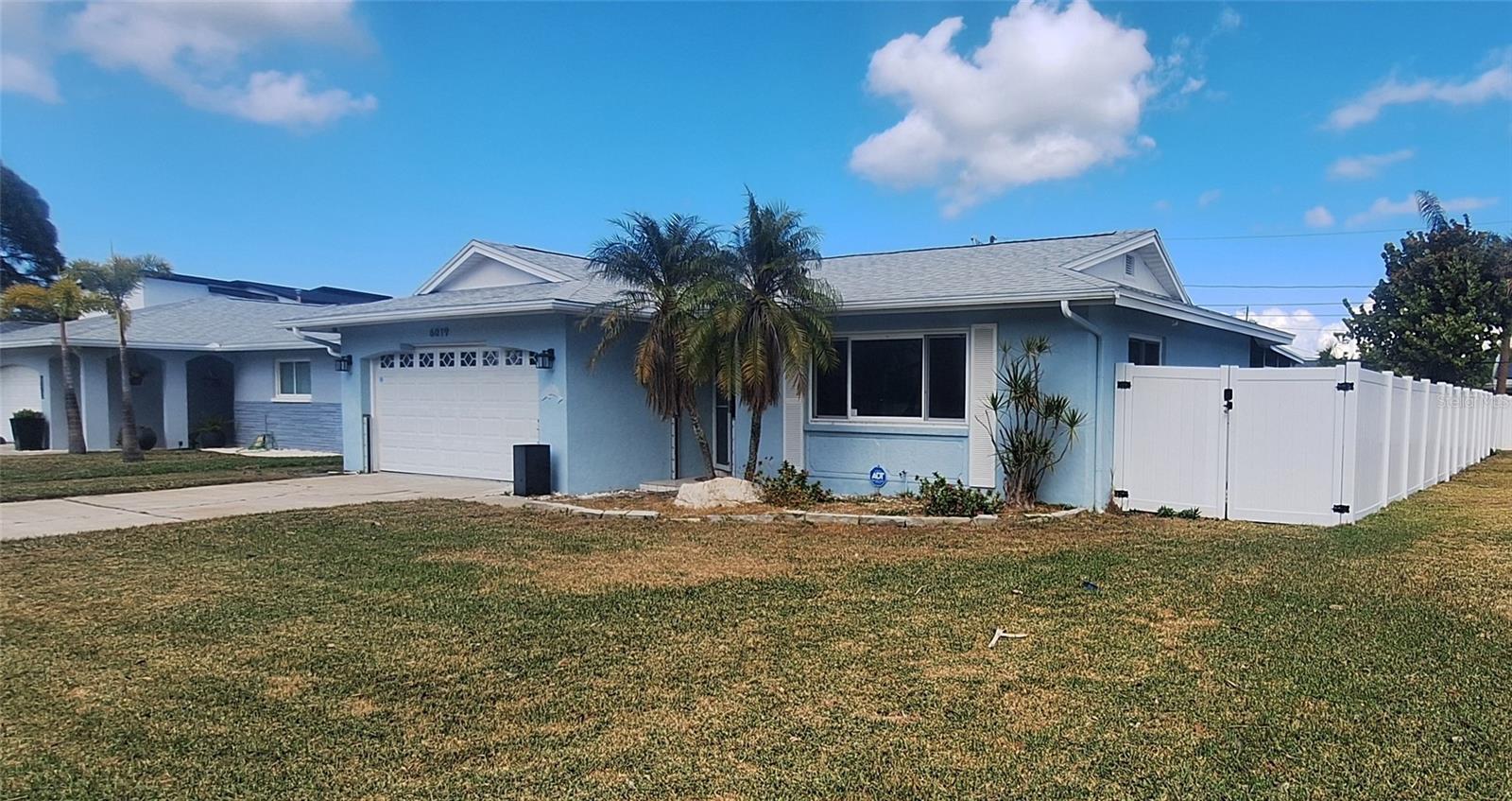 6019 VENETIAN BLVD NE — photo 3