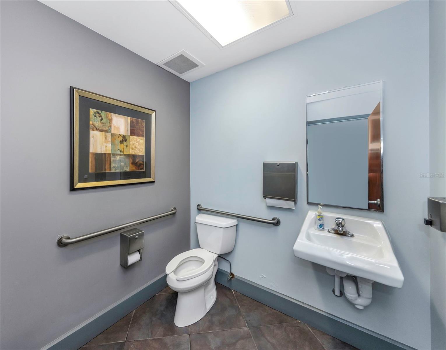 2346 DREW ST #1F — photo 37