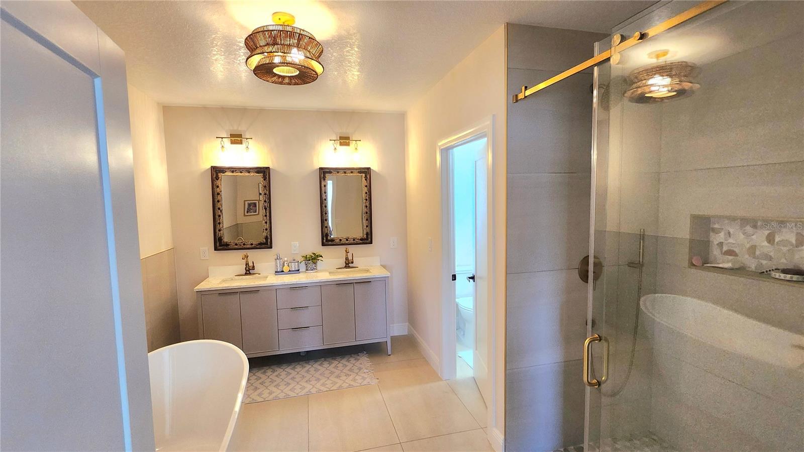 5324 JOBETH DR — photo 45