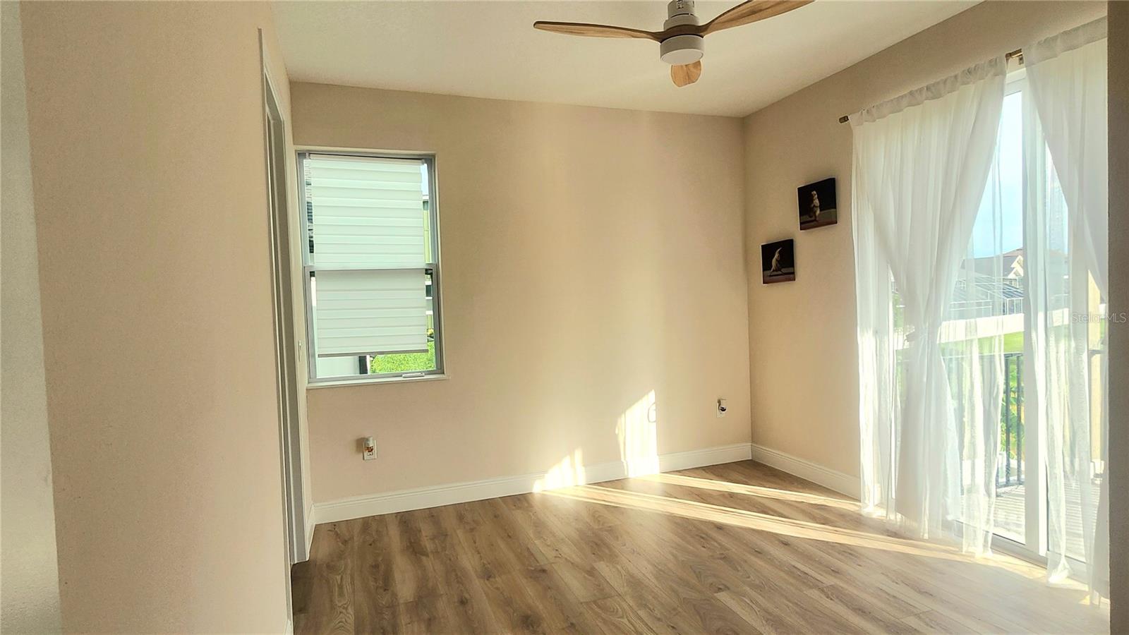 5324 JOBETH DR — photo 28