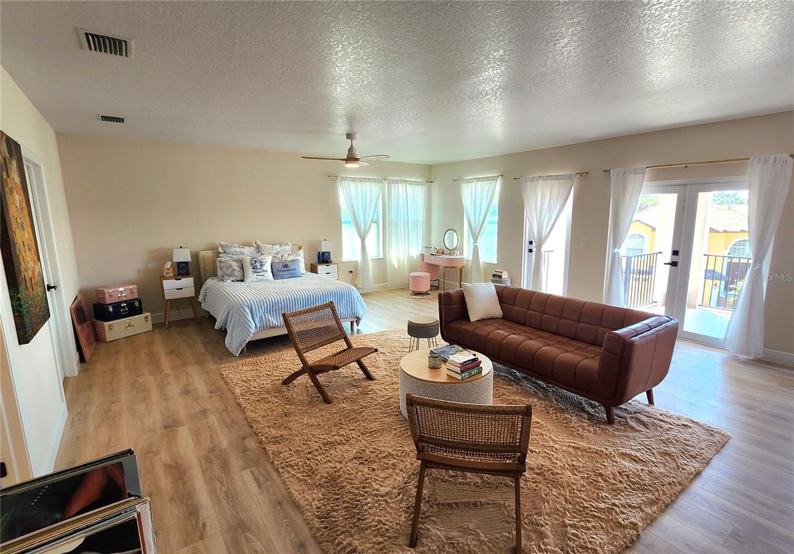 5324 JOBETH DR — photo 41