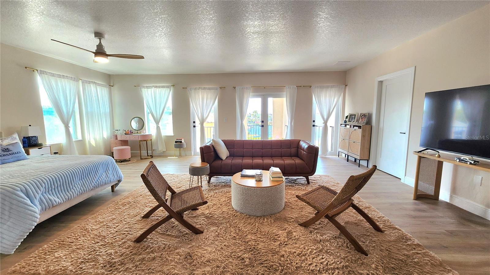 5324 JOBETH DR — photo 42