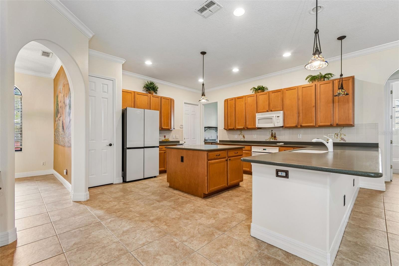 3511 BALLASTONE DR — photo 27