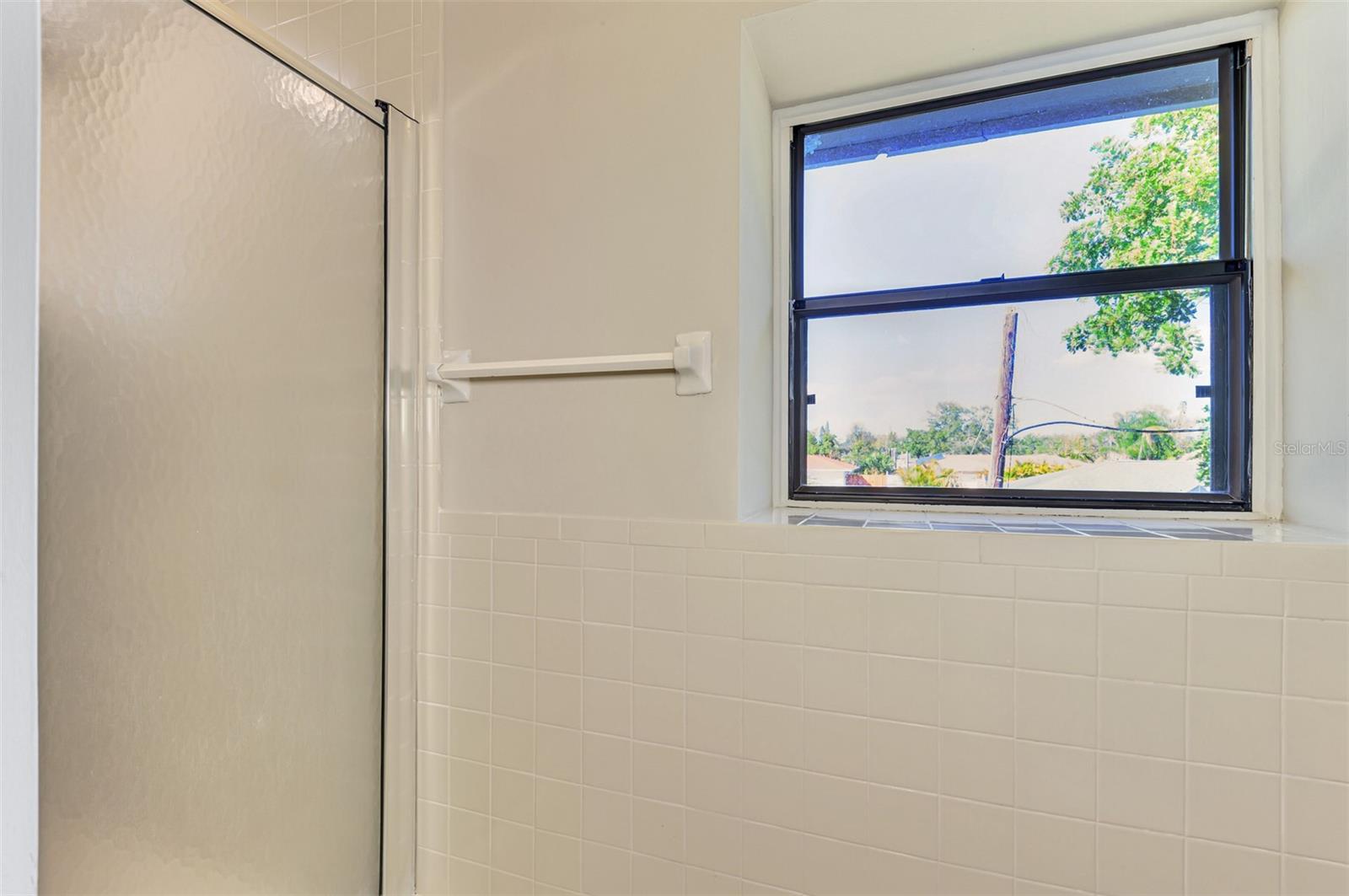 984 N BENEVA RD #T7 — photo 31