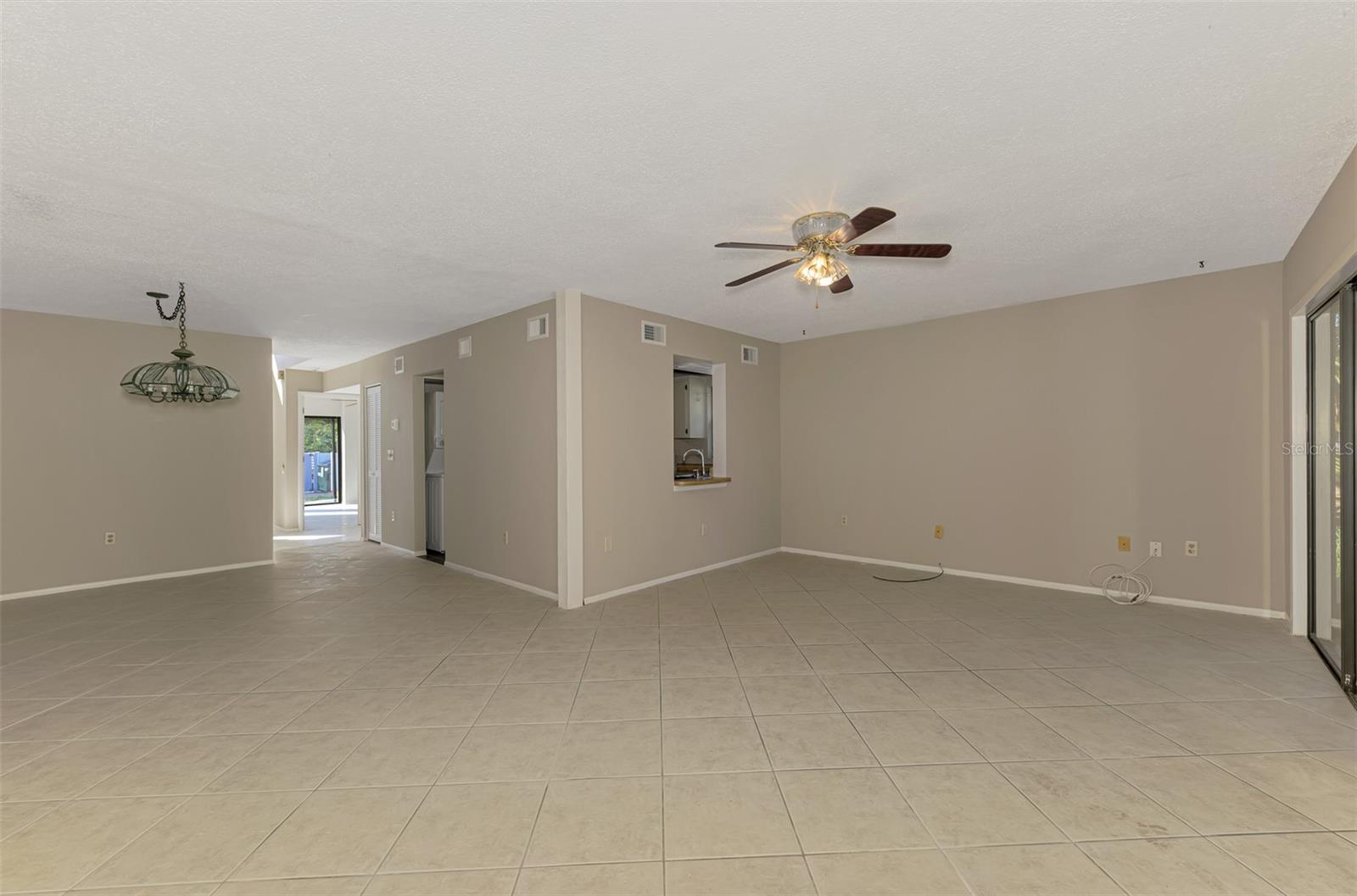 984 N BENEVA RD #T7 — photo 13