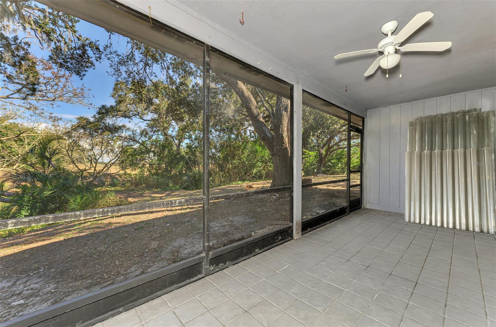 984 N BENEVA RD #T7 — photo 38