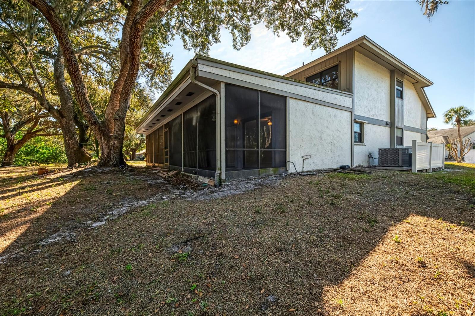 984 N BENEVA RD #T7 — photo 40