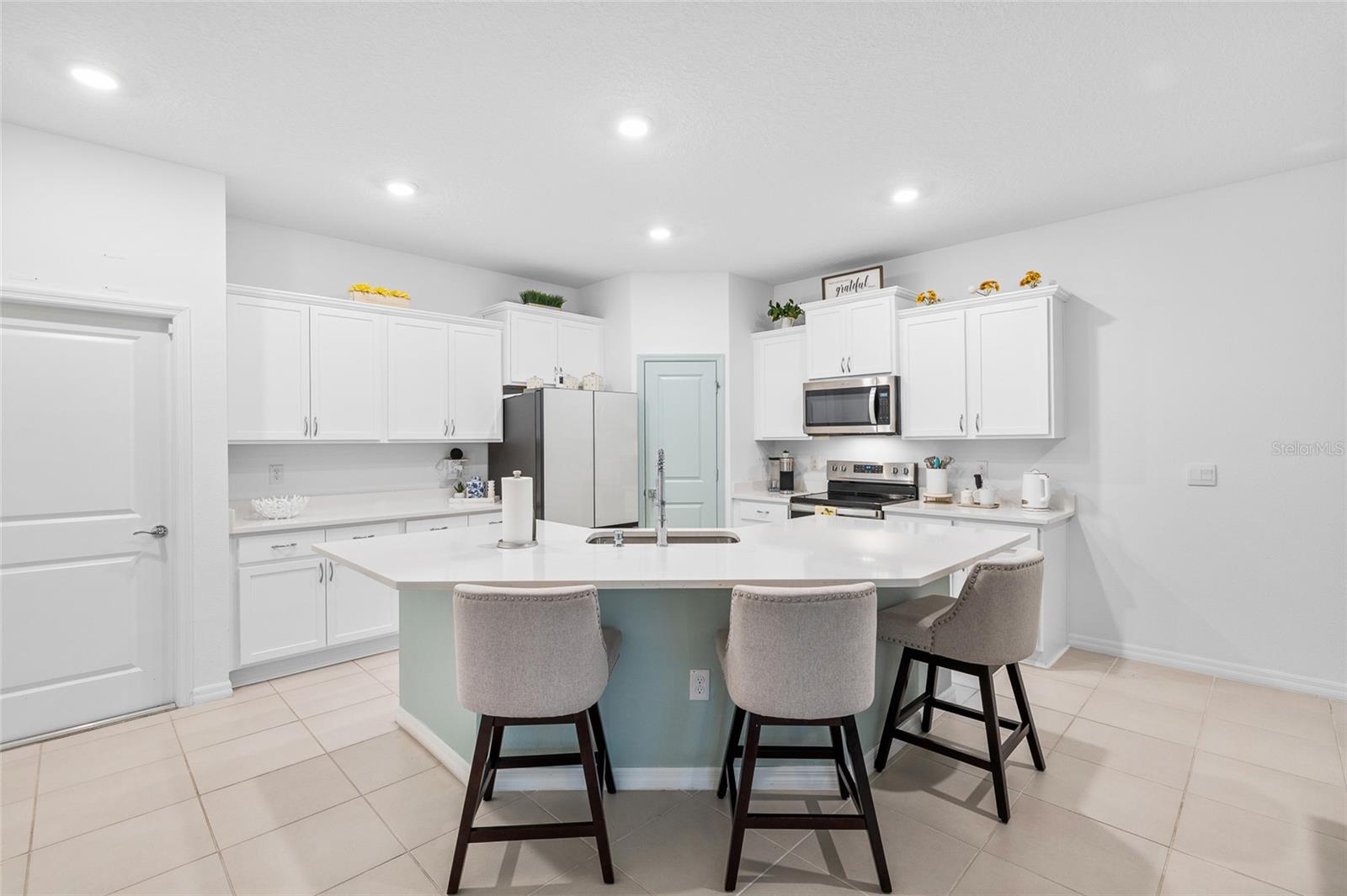 8498 BOLD CYPRESS LN — photo 11