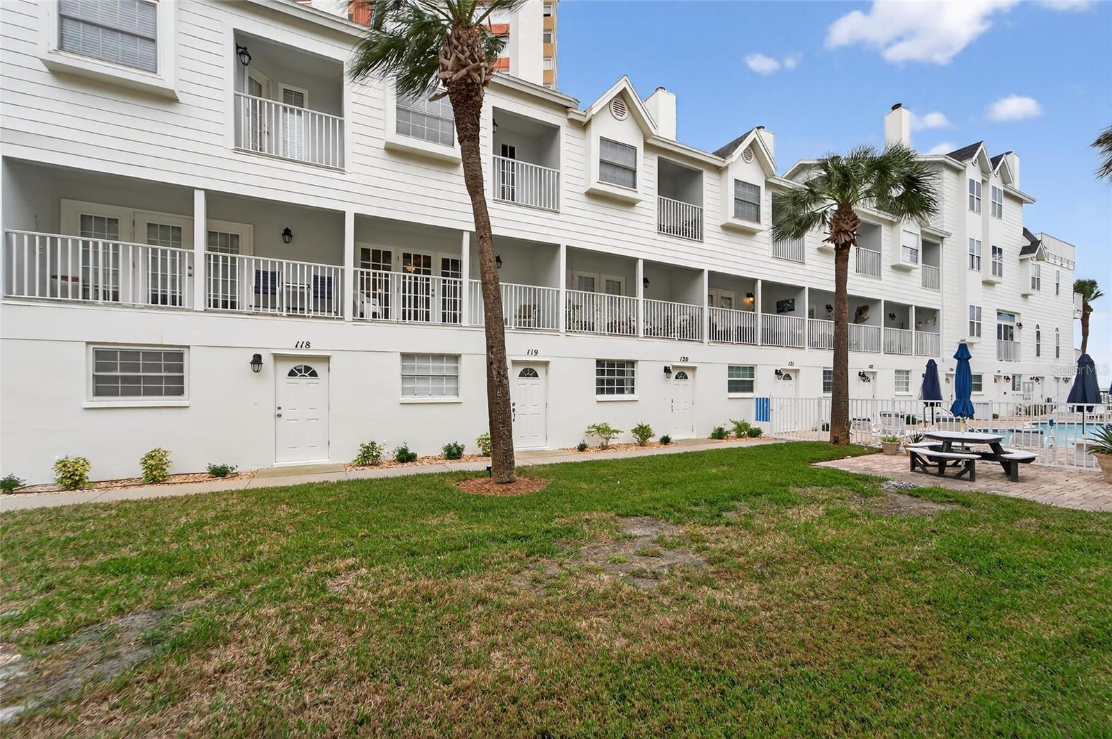 17960 GULF BLVD #119 — photo 18