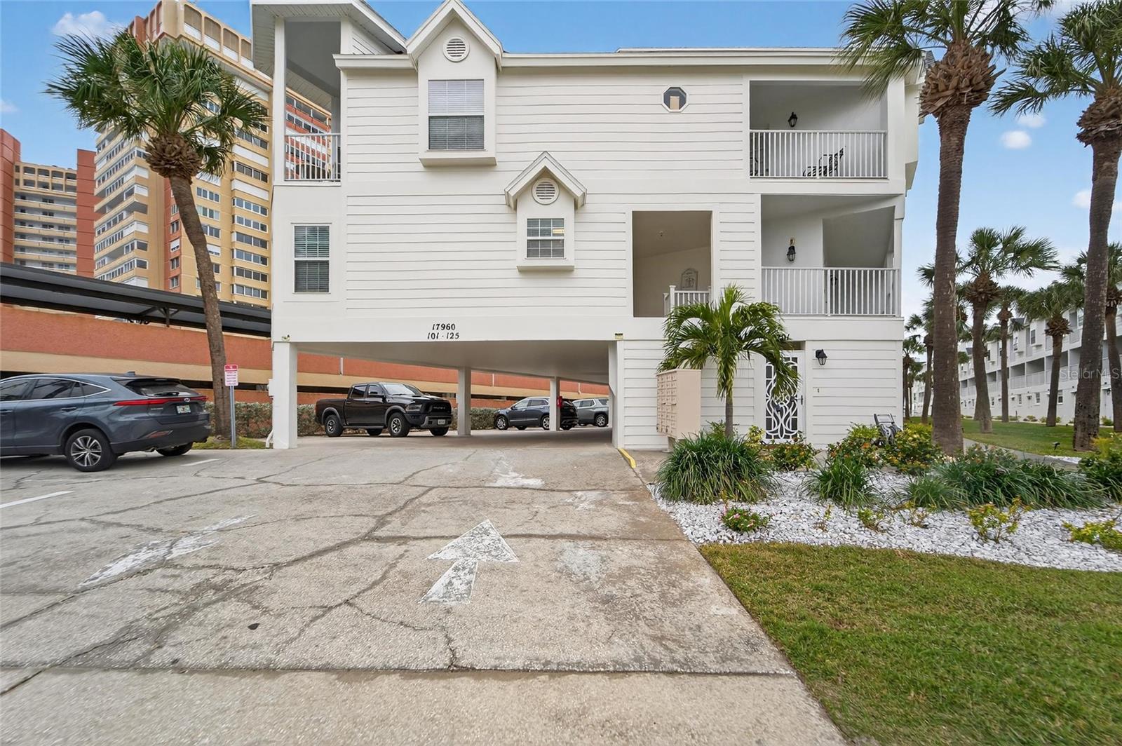 17960 GULF BLVD #119 — photo 12