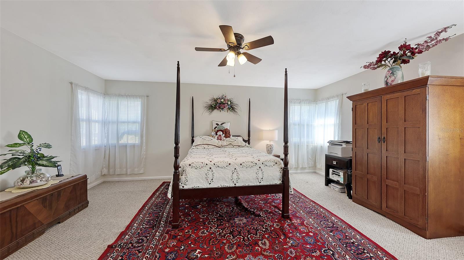 844 MAGELLAN DR — photo 7