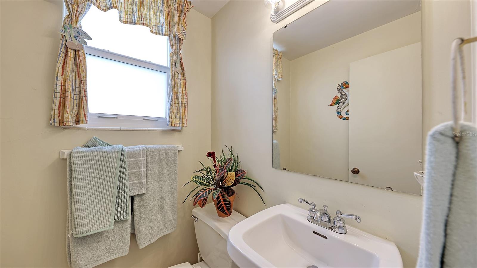 844 MAGELLAN DR — photo 29