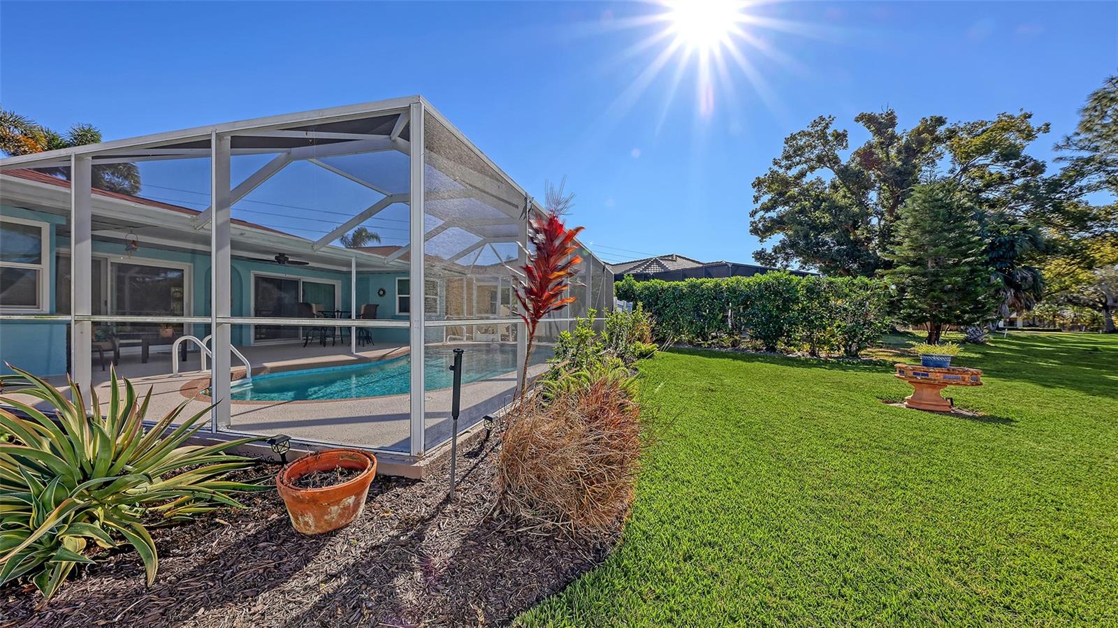 844 MAGELLAN DR — photo 32