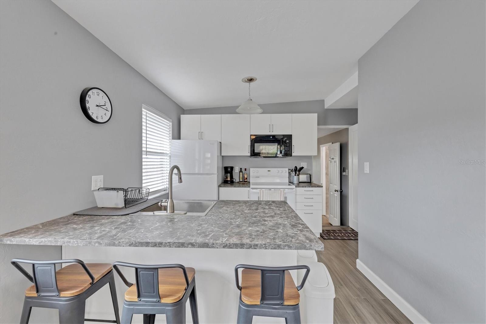 2305 NOVUS ST — photo 17