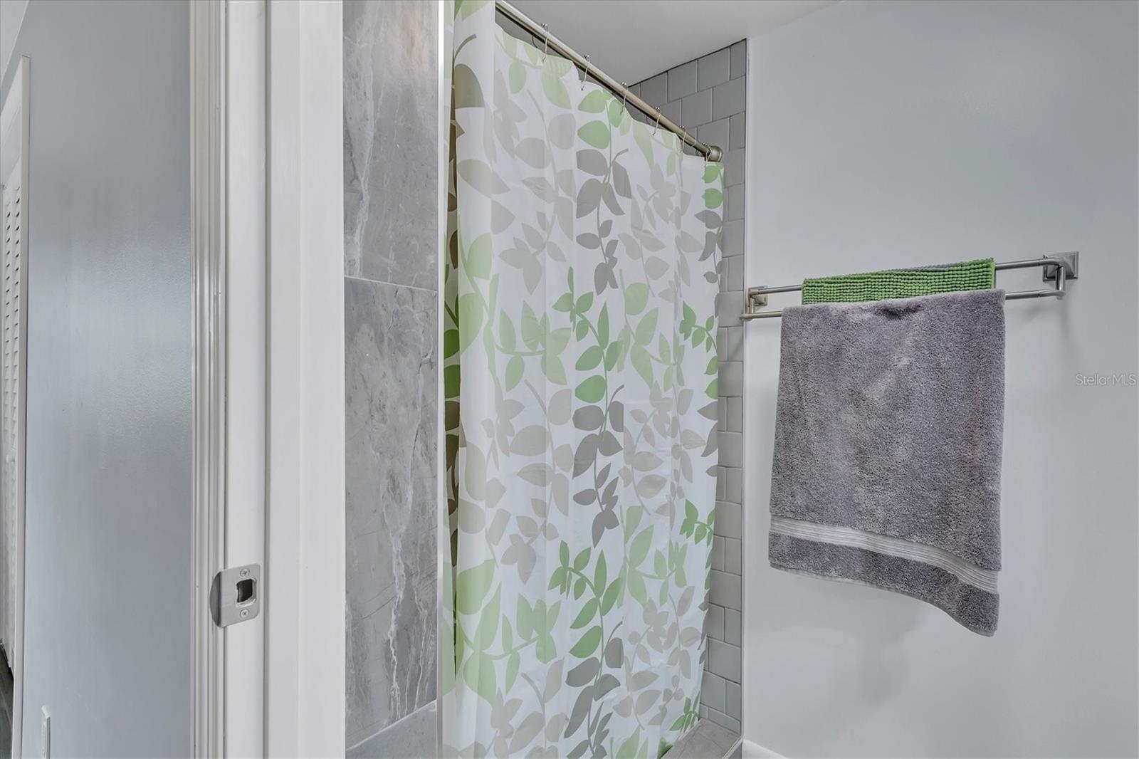 2305 NOVUS ST — photo 8