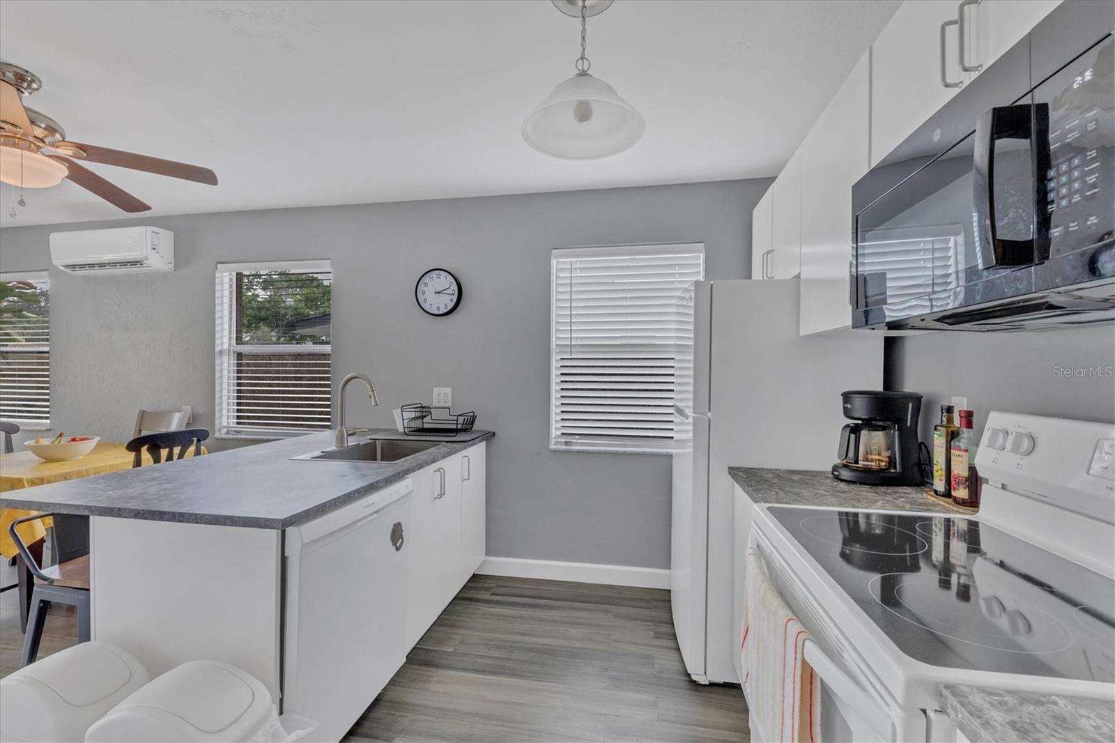 2305 NOVUS ST — photo 18