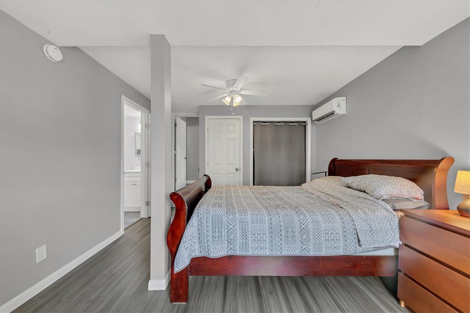 2305 NOVUS ST — photo 11