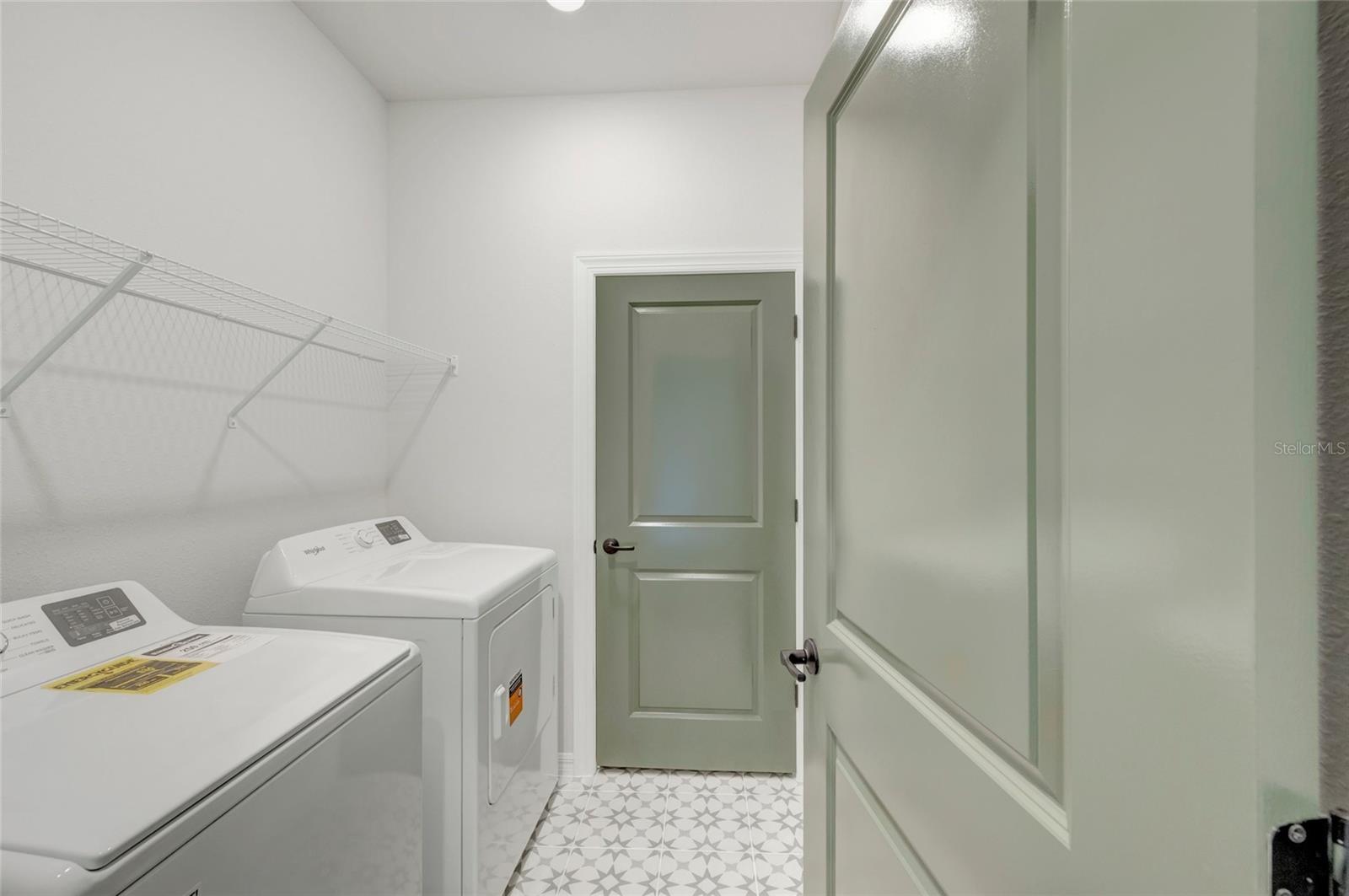614 KINGSWOOD CT — photo 20