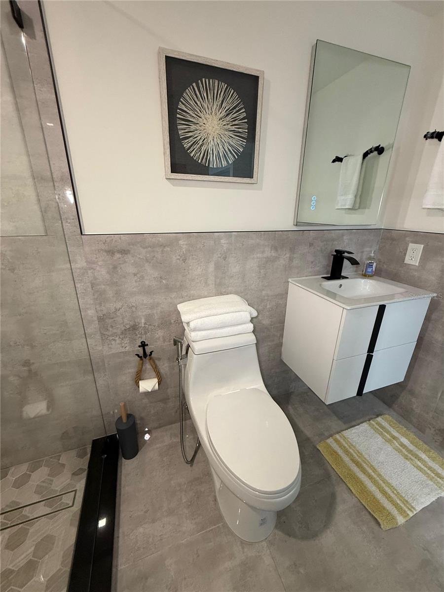 5925 BEVERLY DR — photo 22