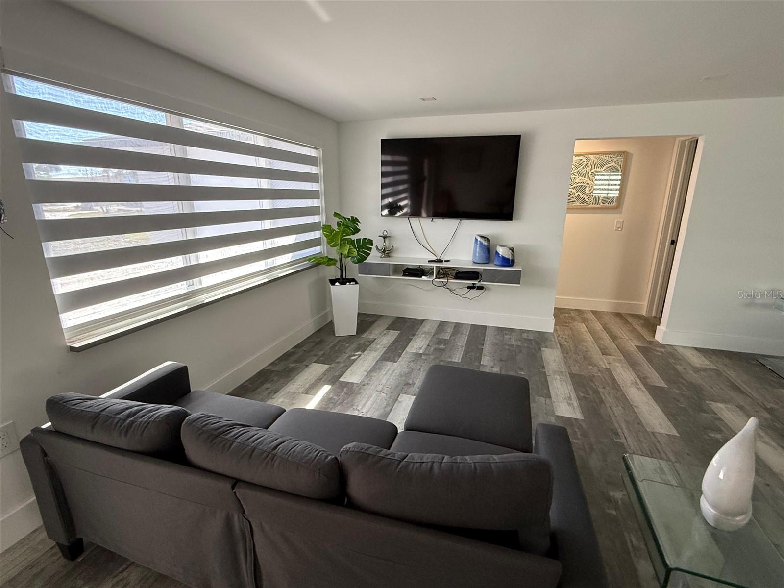 5925 BEVERLY DR — photo 12