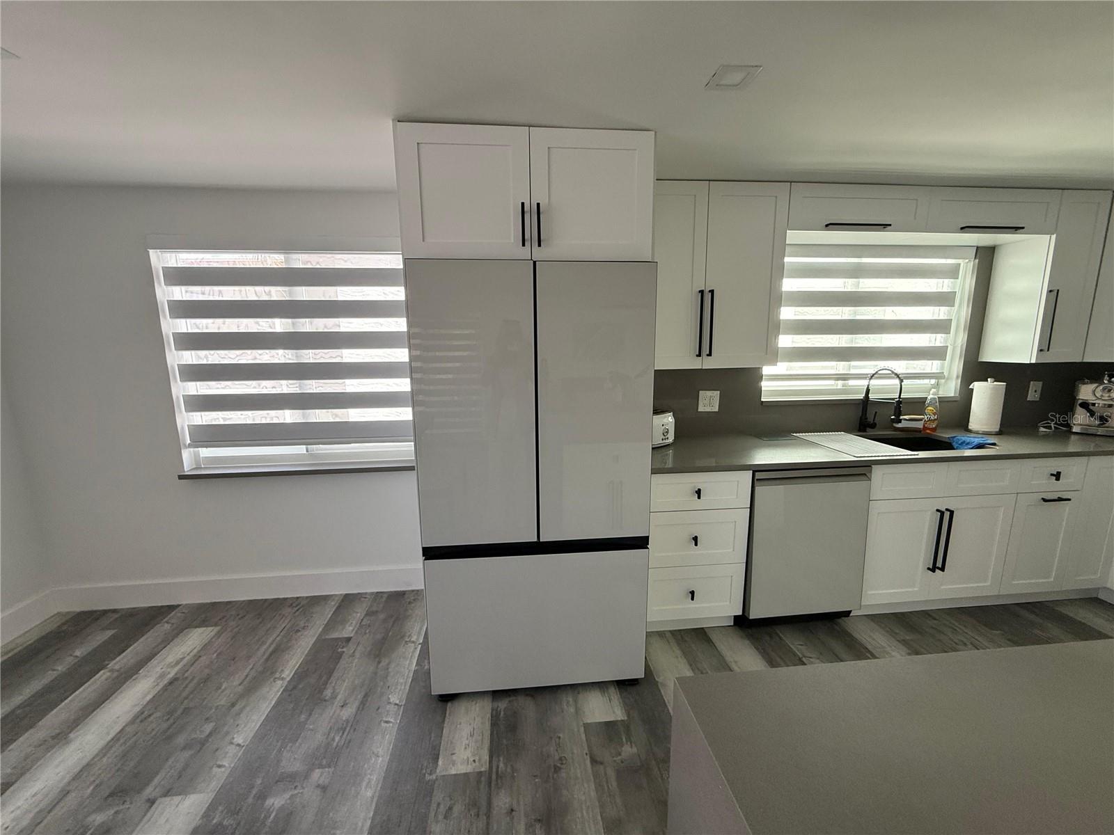 5925 BEVERLY DR — photo 4