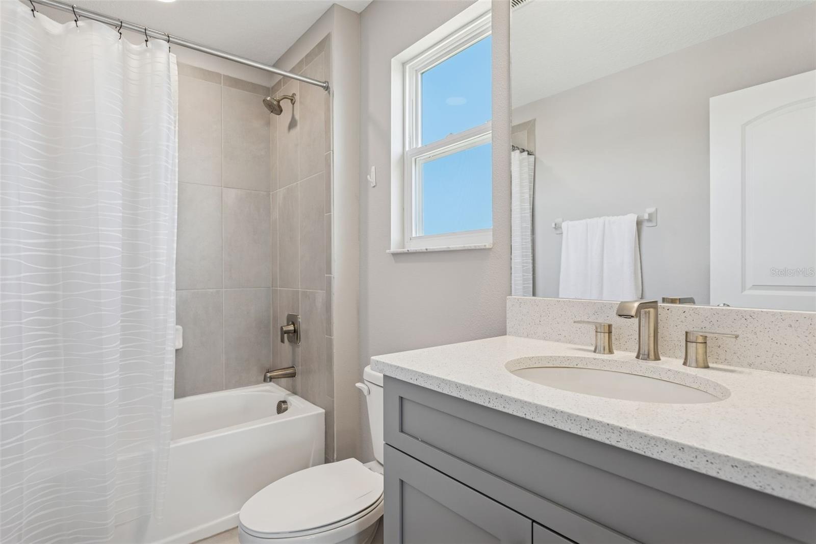 33287 SYCAMORE LEAF DR — photo 34