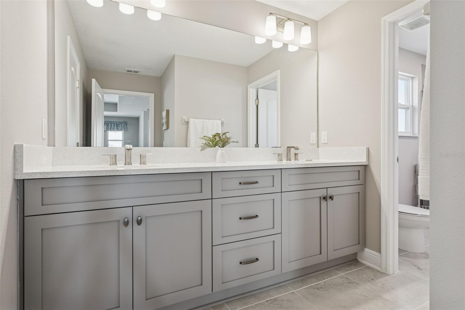 33287 SYCAMORE LEAF DR — photo 28