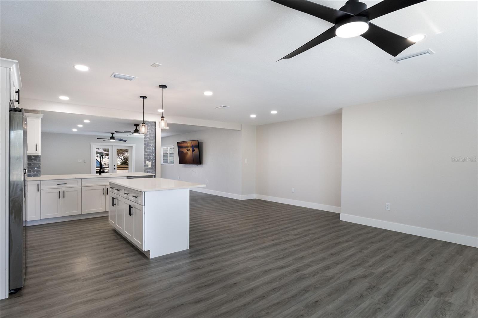 10316 KINGFISHER RD W — photo 23