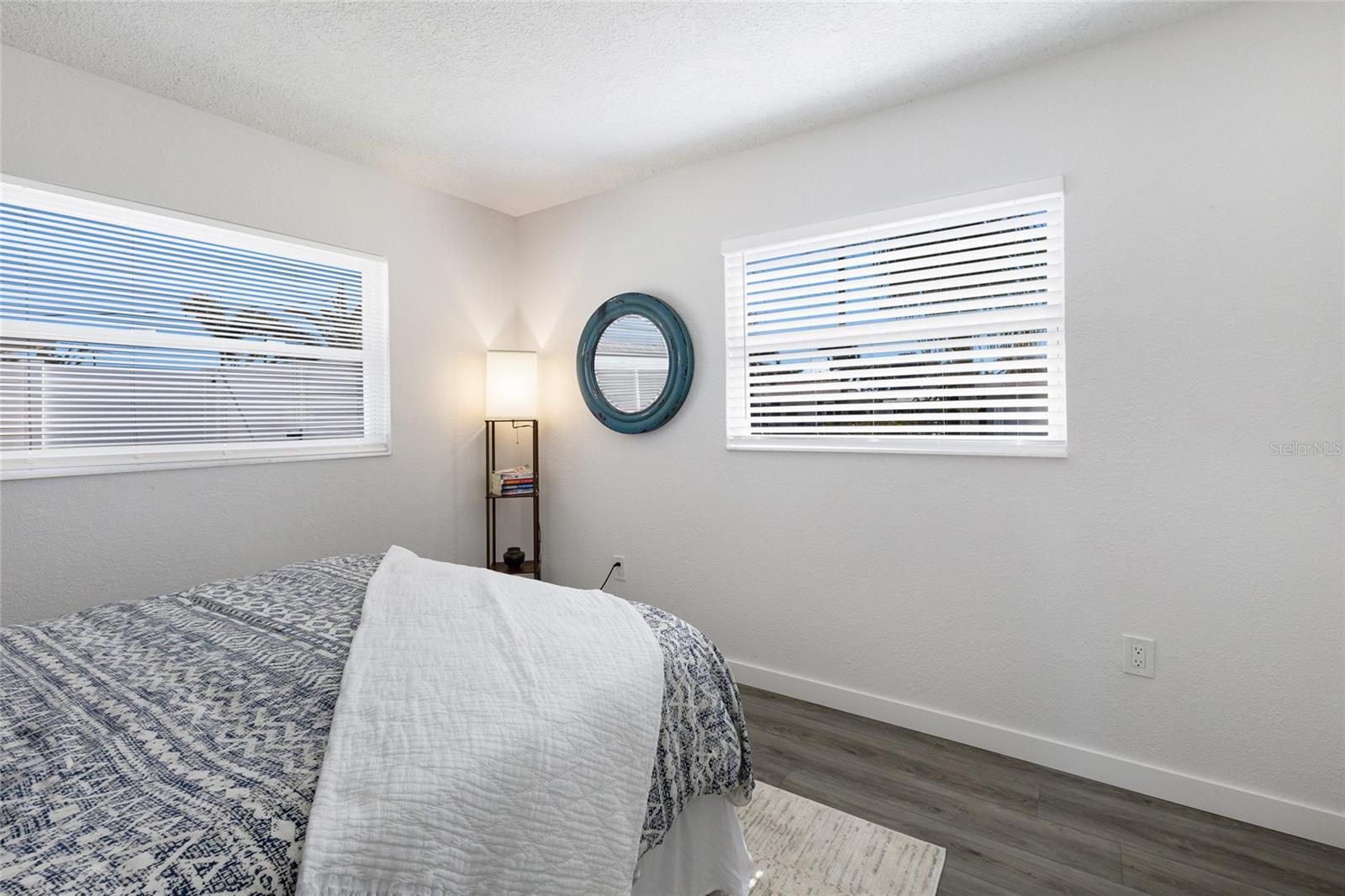 10316 KINGFISHER RD W — photo 17
